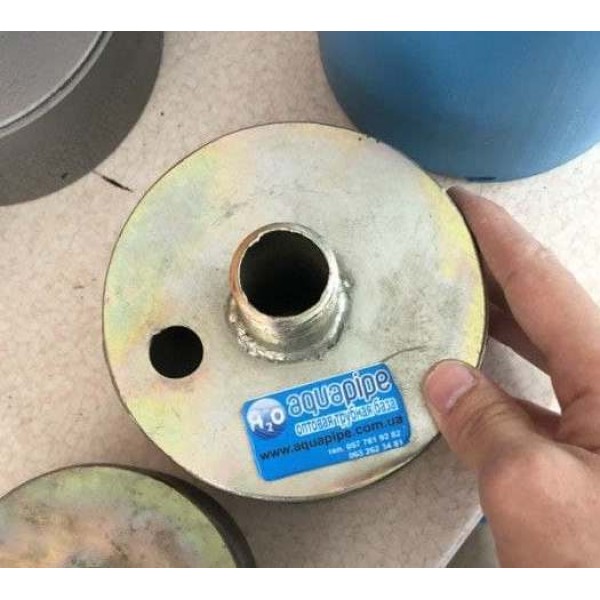 Усиленный оголовок для скважины оцинкованный d.200 Усиленный оголовок для скважины оцинкованный d.200